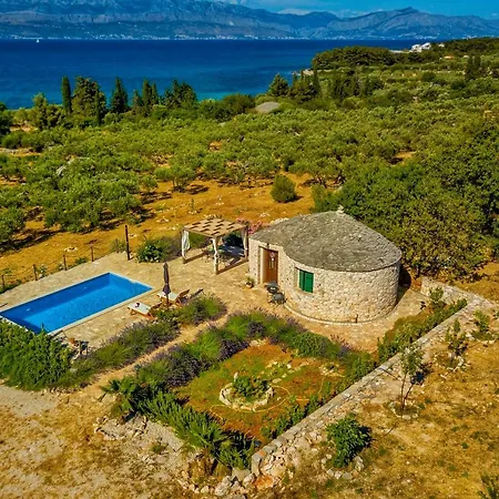 Magical Island Holiday home *